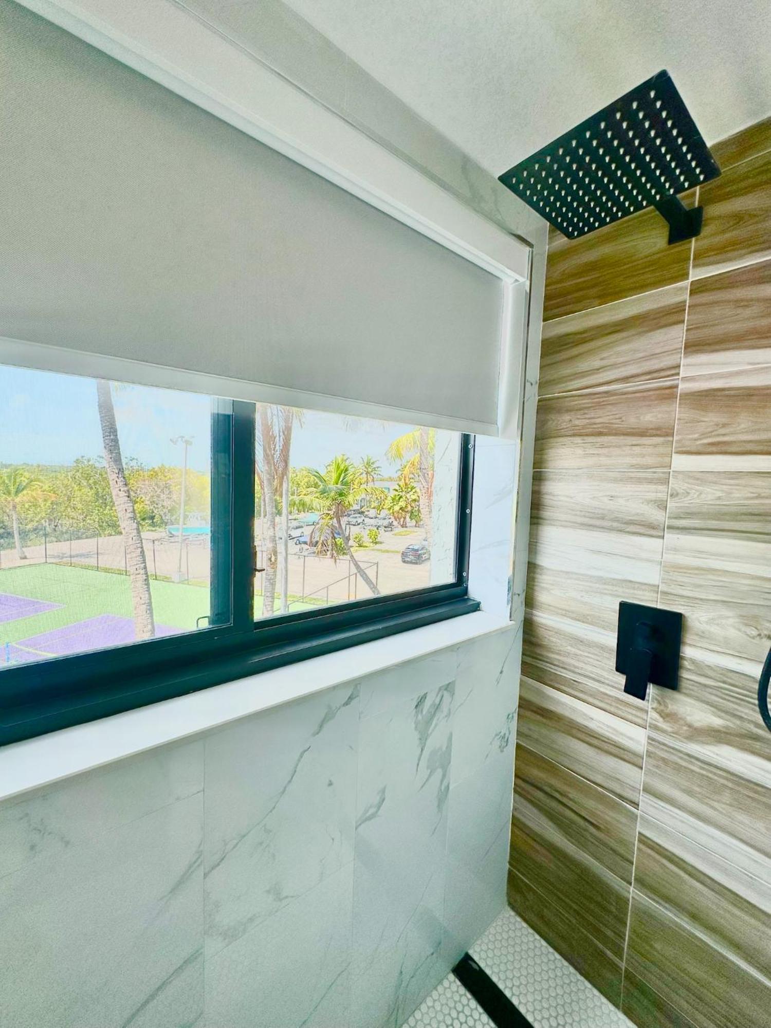 Tower 2 Master Suites, 2 Kings Beds, Marina Key Largo Ngoại thất bức ảnh